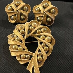 Trifari brushed gold and golden pearl wreath Brooch and Earring Set